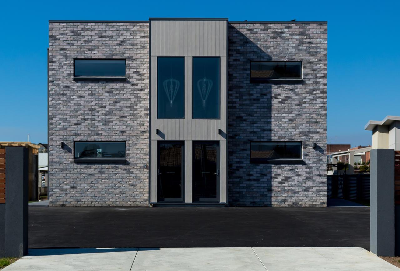 Ulverstone Waterfront Apartments Kültér fotó